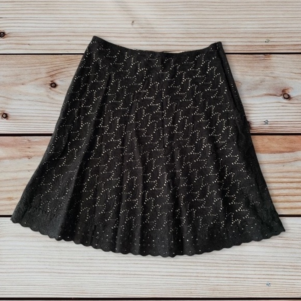 White House Black Market Skirt Sz 8